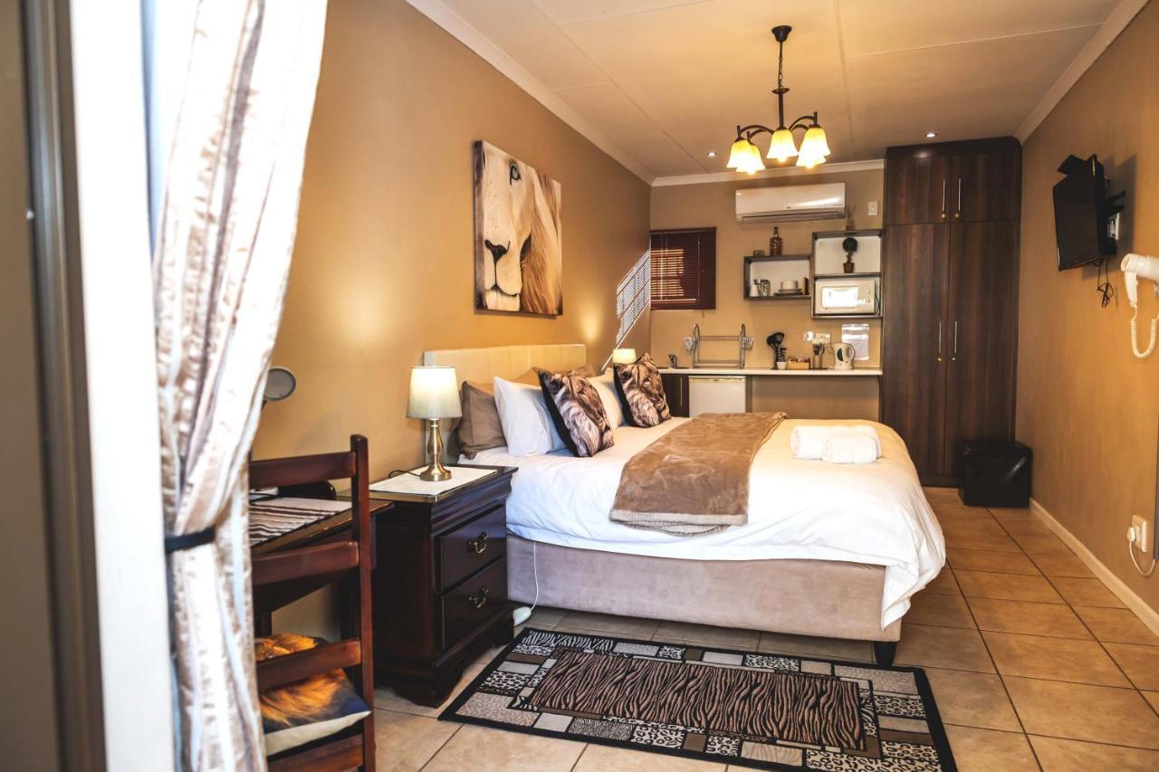 Bed and Breakfast Be My Guest Upington Exterior foto
