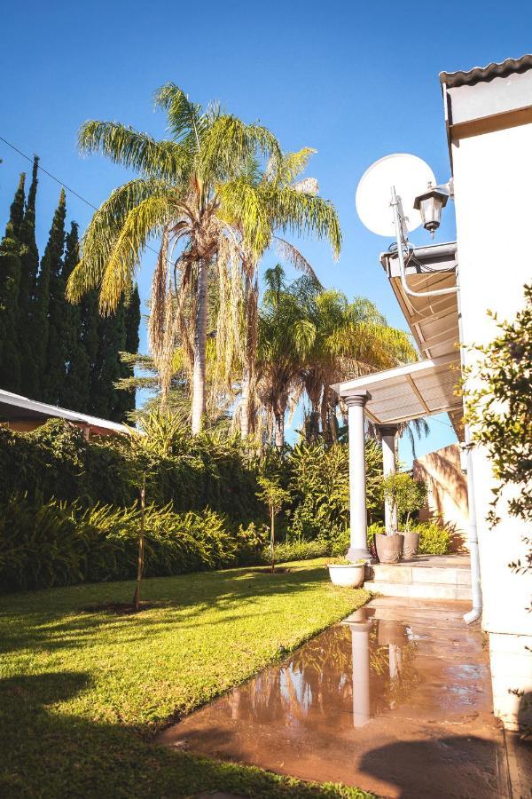 Bed and Breakfast Be My Guest Upington Exterior foto